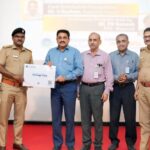 റോഡ് സുരക്ഷാ ബോധവൽക്കരണവും പ്രിവിലേജ് കാർഡ് വിതരണവും